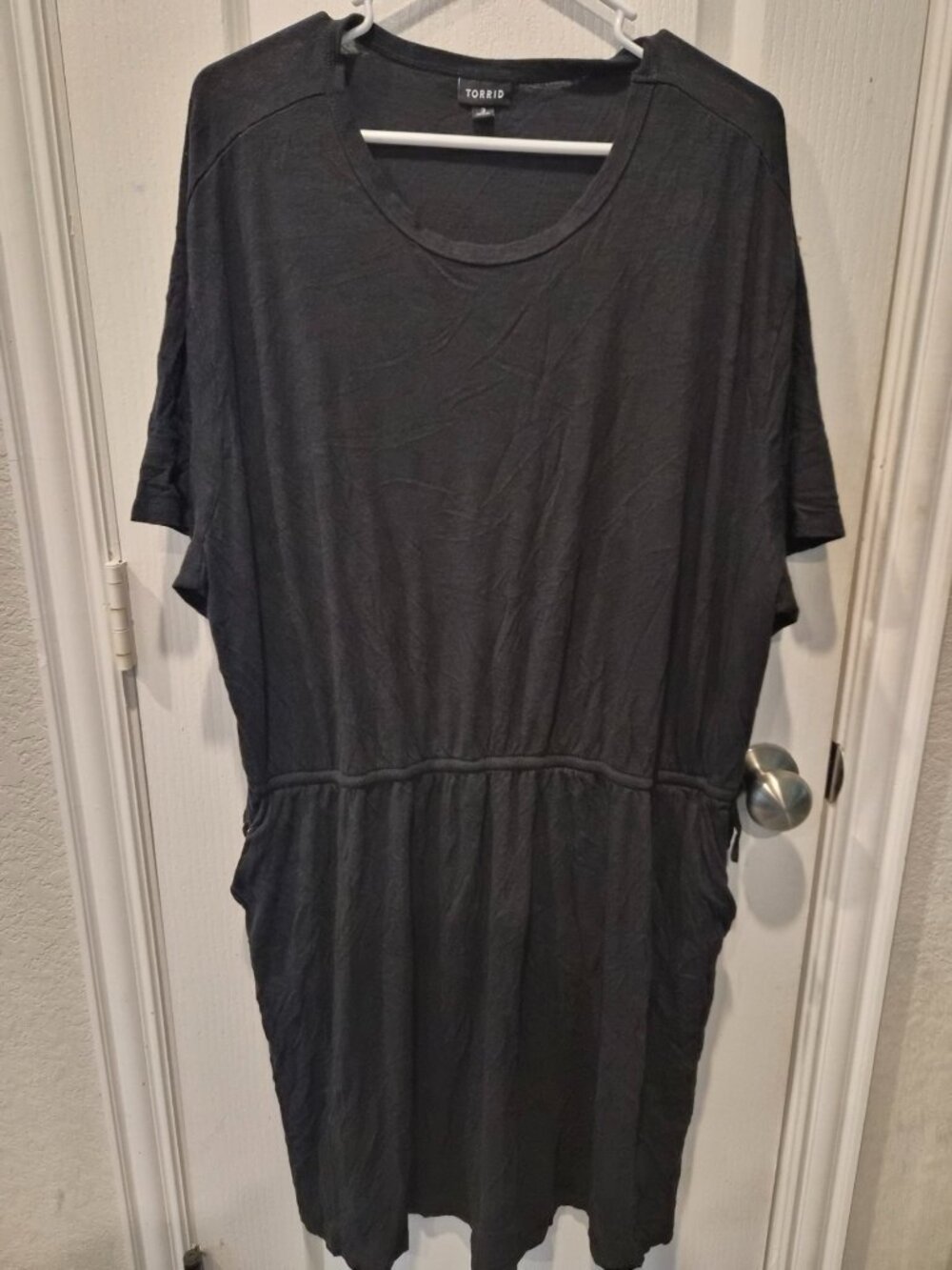 Torrid Solid Black Short Sleeve T-Shirt Dress Cinch Waist Pockets Size 3 Plus